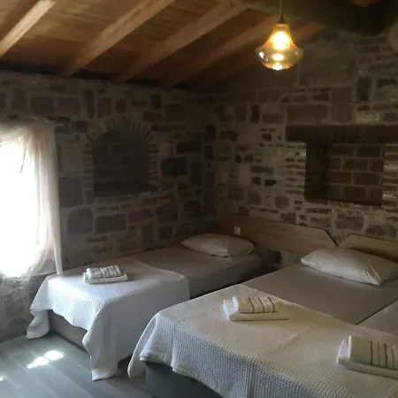 Hotell Hayat Alti Ayvalı