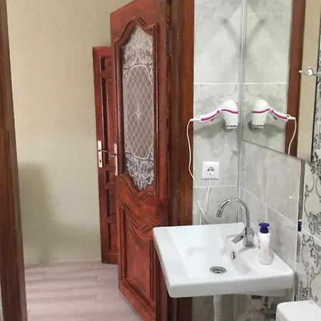 Hayat Alti Ayvalı
