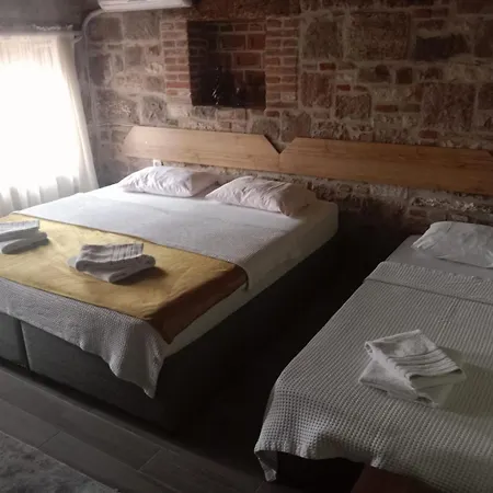 Hayat Alti Hotell